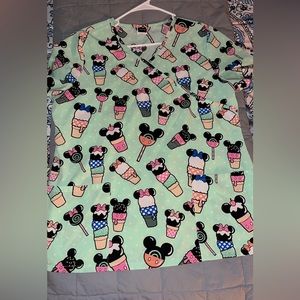 Women’s scrub top